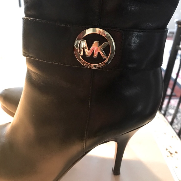 Classy Michael Kors Tall Leather Boots - Picture 1 of 9